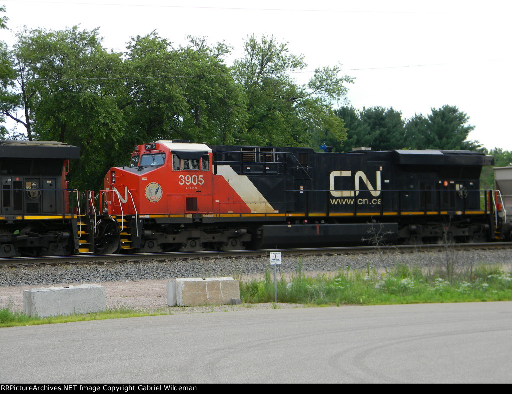 CN 3905 